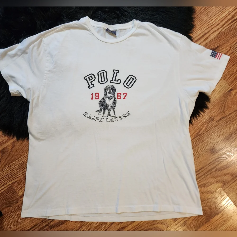 VINTAGE Single Stitch T-shirt with Flag and Dog Logo 1967 Size L 100% Cotton